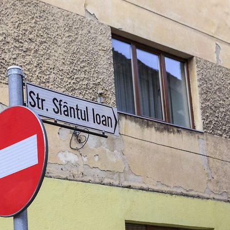 Strada Muresenilor - Savas Apartament Брашов Экстерьер фото