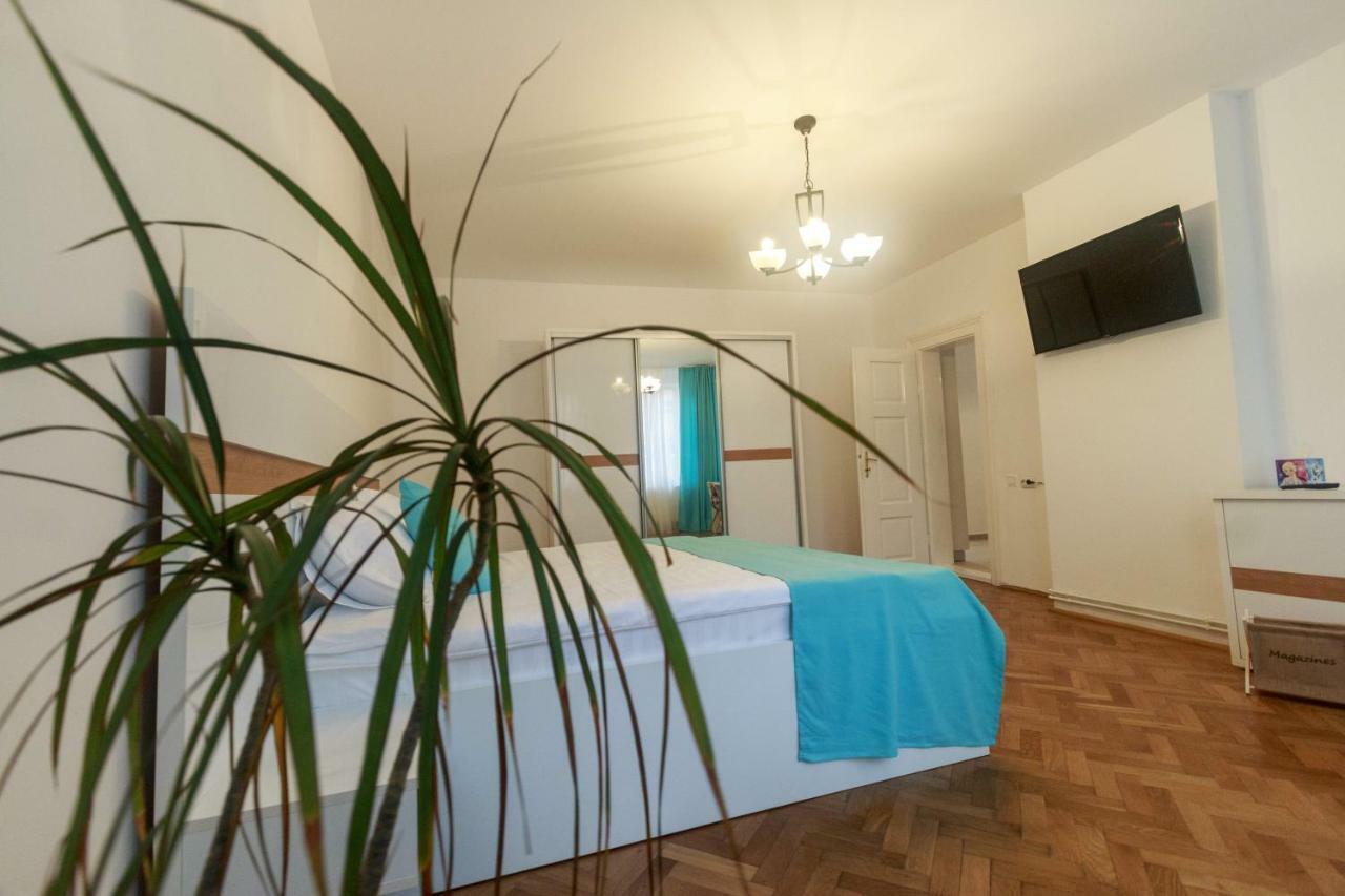 Strada Muresenilor - Savas Apartament Брашов Экстерьер фото